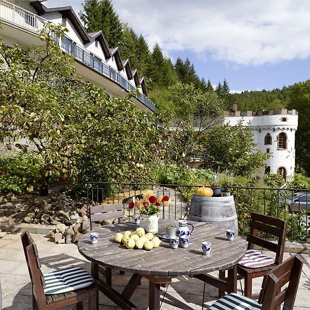 Hotel Haus Kylltal Zendscheid ภายนอก รูปภาพ