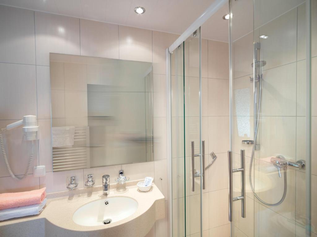Hotel Haus Kylltal Zendscheid ห้อง รูปภาพ